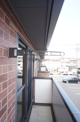 【バルコニー】 | グランドゥールフレア | 晴れの日は、洗濯物も良く乾きます。※退去前の為、過去の写真を使用しております、ご参考にしていただければと思います。