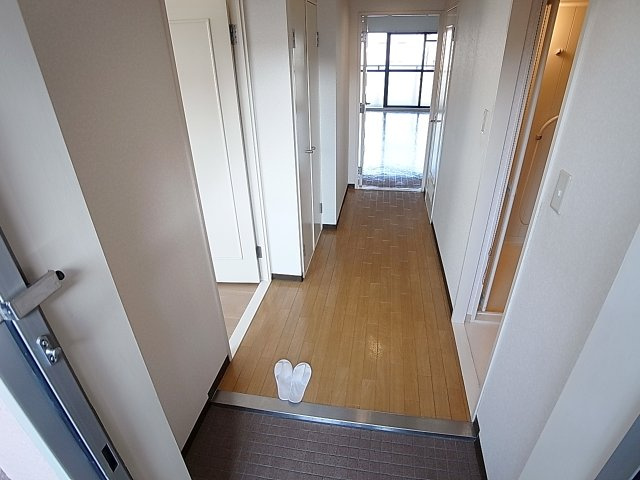 コリンデールの玄関|玄関も広々しています