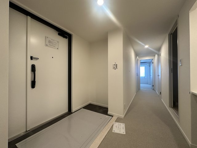 須磨パークヒルズC棟の玄関