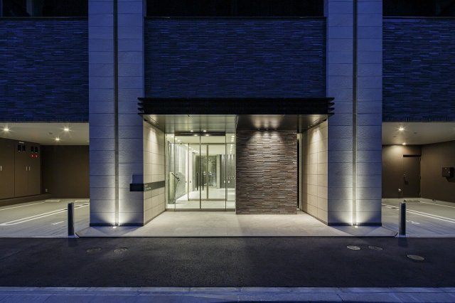 サヴォイ　ル・プルミエ　パリエ　12階のエントランス