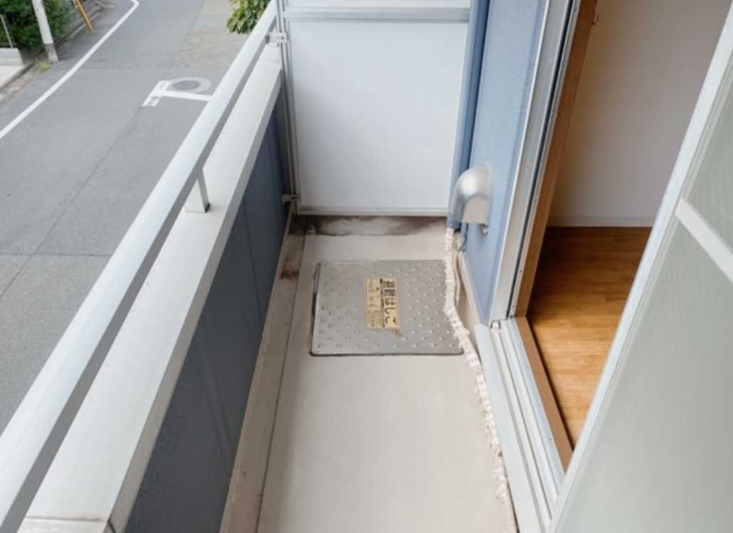 セレステ三軒茶屋　オートロック　システムキッチン　陽当たり良好のバルコニー