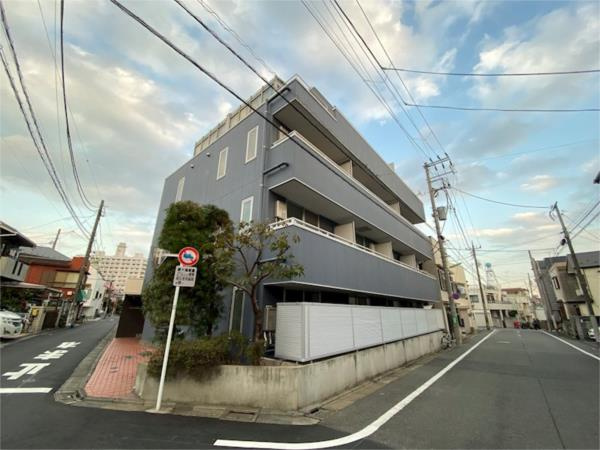 セレステ三軒茶屋　オートロック　システムキッチン　陽当たり良好の外観