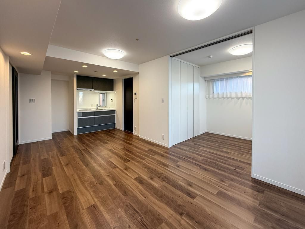 武蔵野市吉祥寺本町２丁目の中古マンションの居間・リビング