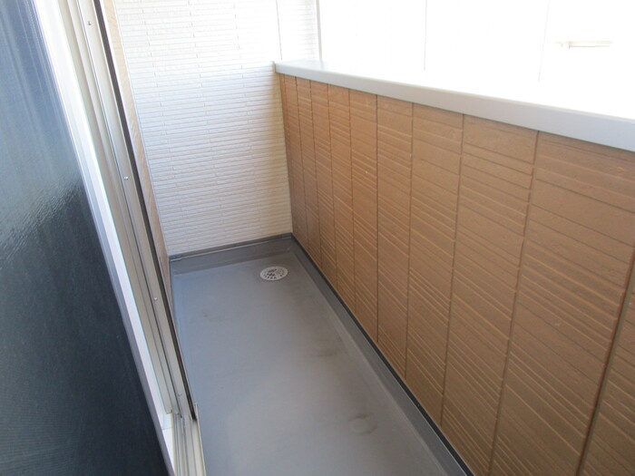 アレクシスのバルコニー