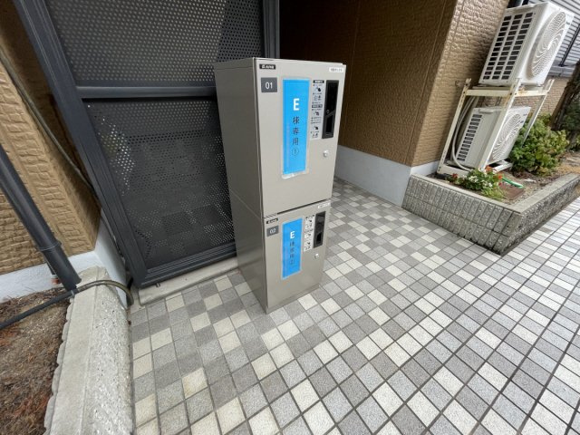 プレステージ芦屋F棟のエントランス