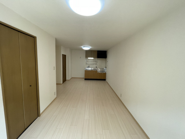 プレステージ芦屋F棟の居間・リビング