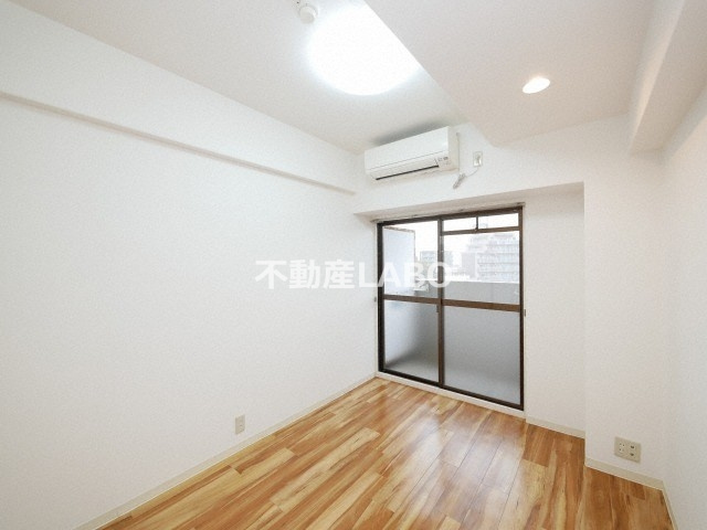 朝日プラザ天王寺東ピエ・タ・テールの居間・リビング