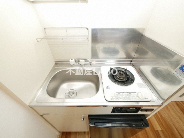 朝日プラザ天王寺東ピエ・タ・テールのキッチン