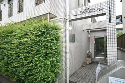 【エントランス】 | プライムガーデン桜上水