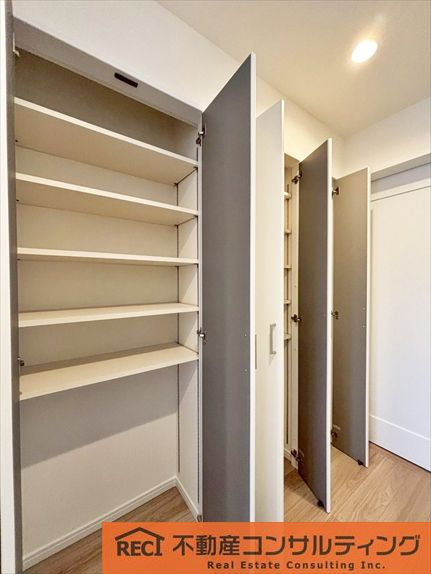 神戸市灘区灘南通5丁目　新築戸建　C号地の収納