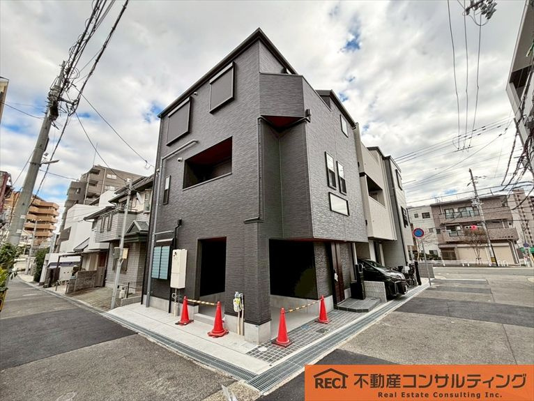 神戸市灘区灘南通5丁目　新築戸建　C号地の前面道路含む現地写真