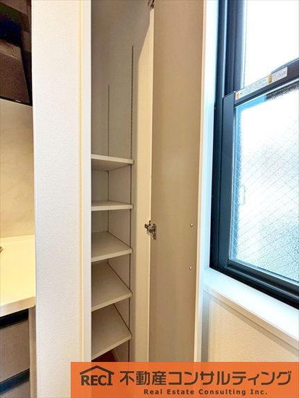 神戸市灘区灘南通5丁目　新築戸建　C号地の収納