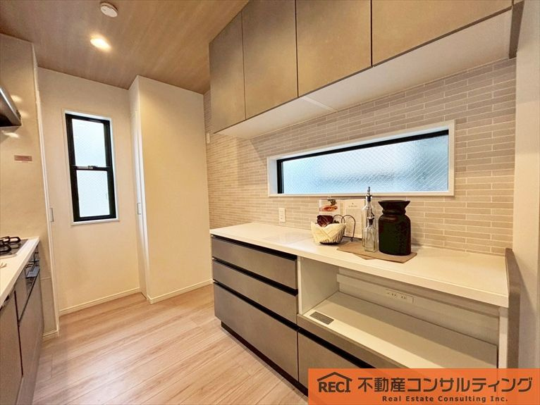 神戸市灘区灘南通5丁目　新築戸建　C号地のキッチン