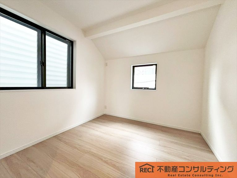 神戸市灘区灘南通5丁目　新築戸建　C号地の子供部屋