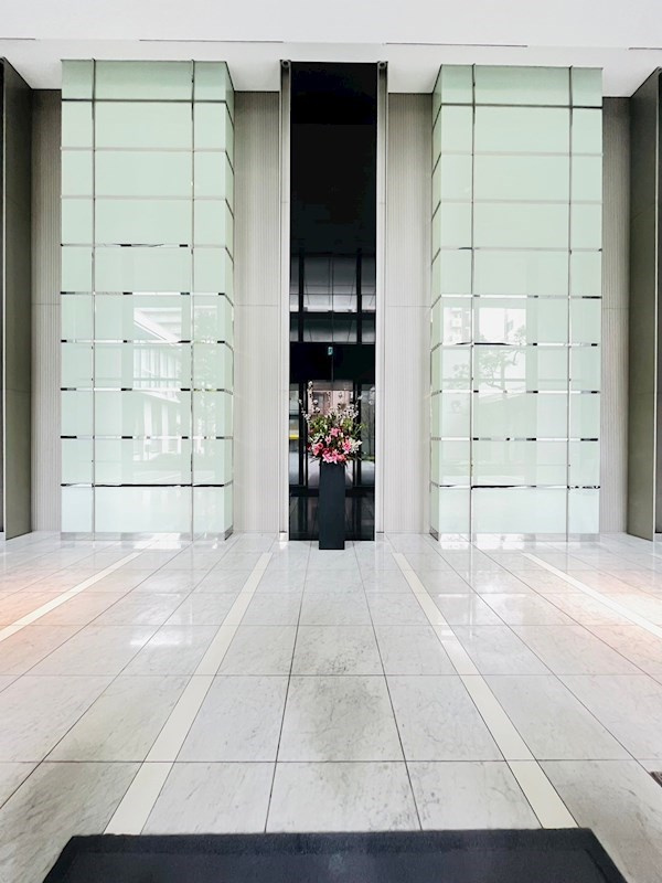 シティタワー神戸三宮のロビー