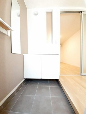 【玄関】 | モン・シュシュⅠ | 明るい玄関です