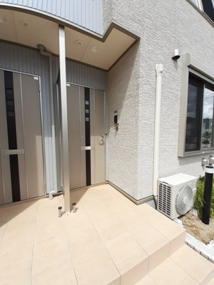 【エントランス】 | ルーベル北方Ⅱ | ゆとりのあるエントランスです