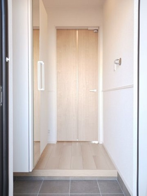 【玄関】 | ルーベル北方Ⅴ | シンプルで使いやすい玄関です