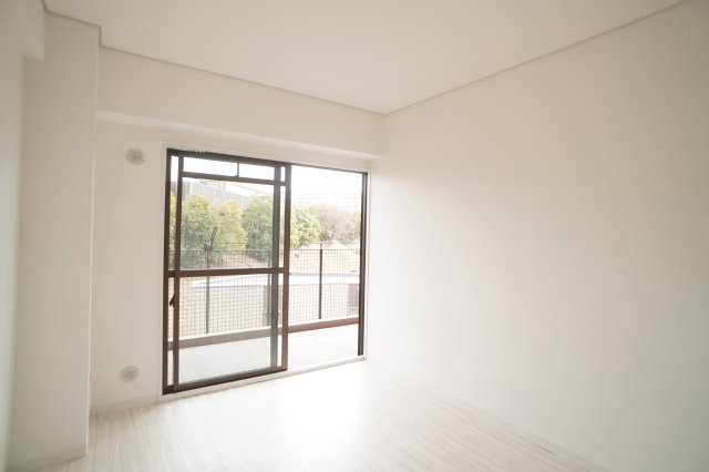 ライオンズマンション学園前の居間・リビング