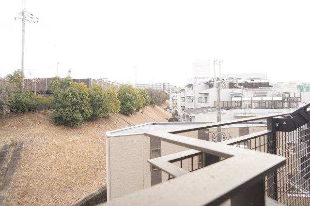 ライオンズマンション学園前の展望