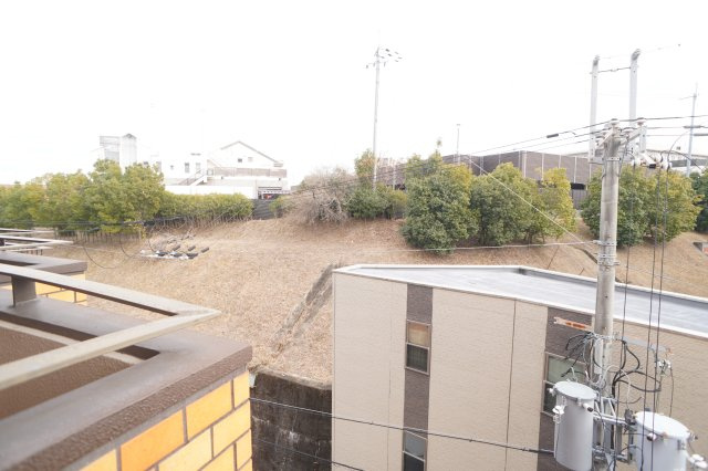 ライオンズマンション学園前の展望