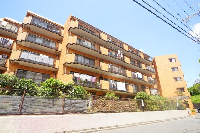 ライオンズマンション学園前