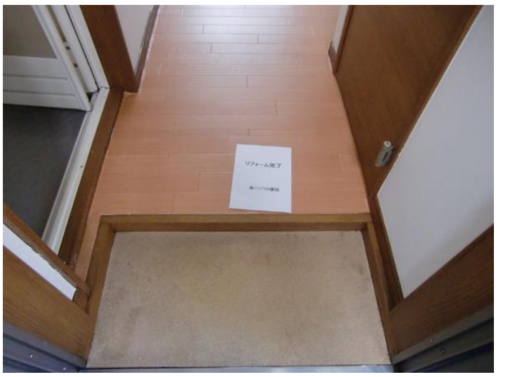 アーバンプレイス高田馬場駅前Aの玄関