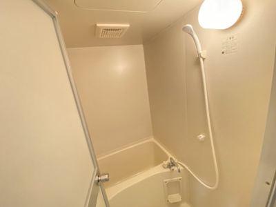 【浴室】 | グランソレイユＫ＆Ｊ壱番館 | 日々の暮らしに欠かせないお風呂です