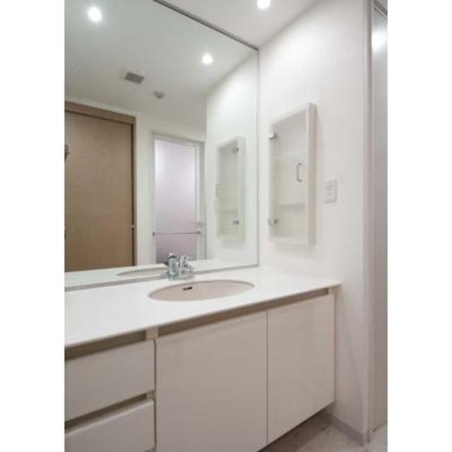 テラス笄町の洗面所|※写真は同タイプ住戸です。