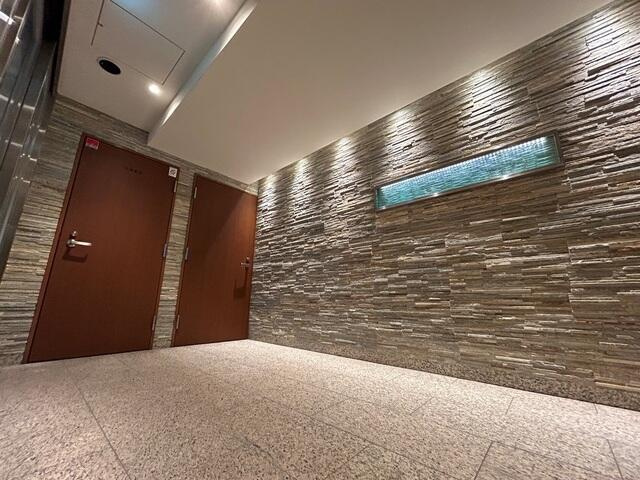 パークフラッツ永福町のロビー|落ち着いたロビーです