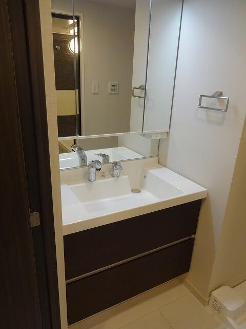 ｃｉｅｌｌｅ自由が丘の独立洗面台|独立洗面化粧台付き