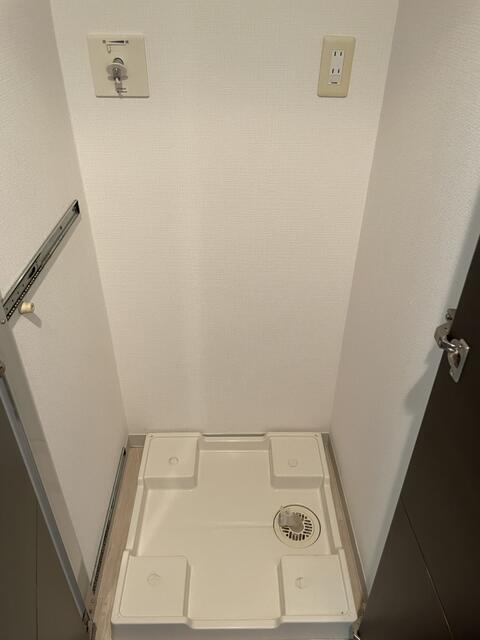 ドゥーエ大森の設備|洗濯機置き場です