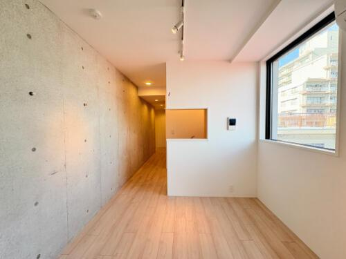 ＥＸＡＭ新中野Ⅱの居間・リビング|使いやすい居間です