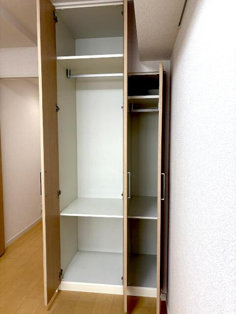 クオリア銀座３丁目の収納|専用の収納スペースです