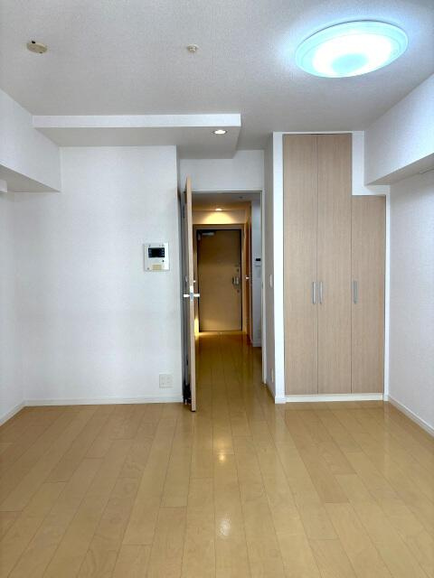 クオリア銀座３丁目の洋室|落ち着いた色調の洋室です