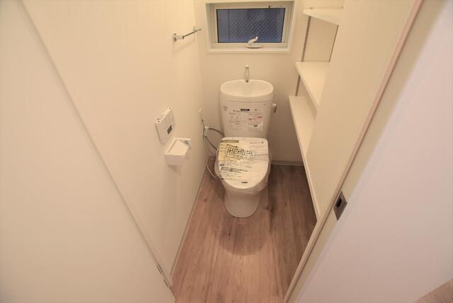 ドゥ・プリュムのトイレ|独立トイレで使いやすい空間。清潔感があり落ち着けます。