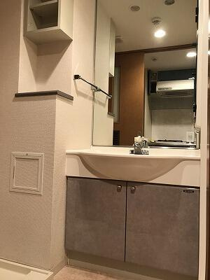 ステラメゾン下北沢の独立洗面台|独立洗面台で身支度をすべて済ませてしまいましょう