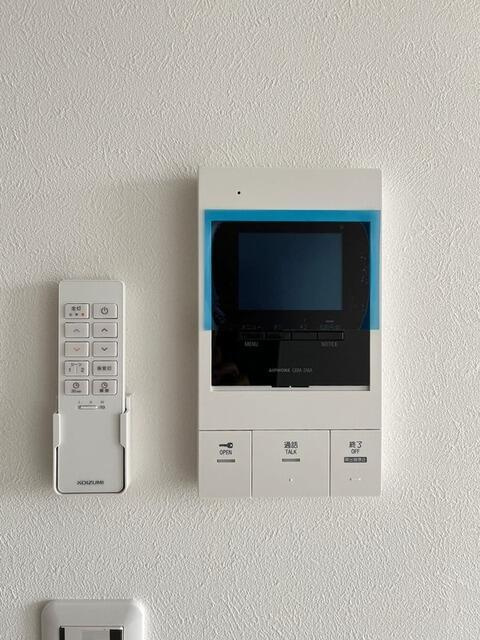 ＩＸＯ南台のセキュリティ|モニター付インターホンです