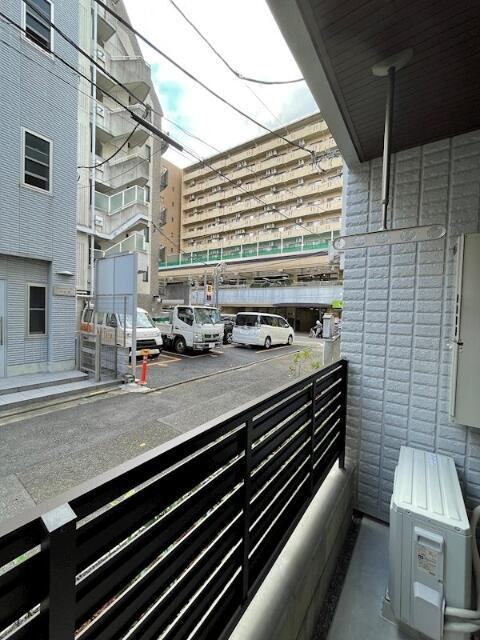 Ｍｏｎｄｏのバルコニー|バルコニーからの眺めを楽しみながら食事をしませんか