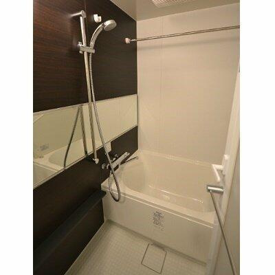 ガリシアレジデンス芝公園の浴室|日々の疲れを癒すお風呂付です