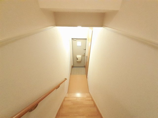 ポポラーレの玄関