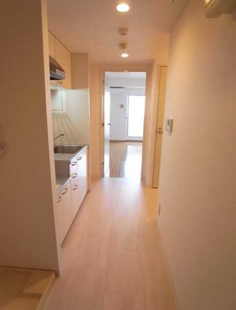 グランホース弐番館　駅徒歩２分　分譲賃貸　二人入居可の居間・リビング