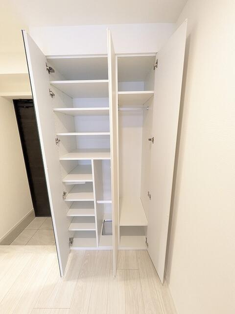 パレステージ鷺宮の収納|奥行きがあり収納力も◎