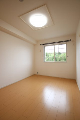 【洋室】 | カーサ・フローレス