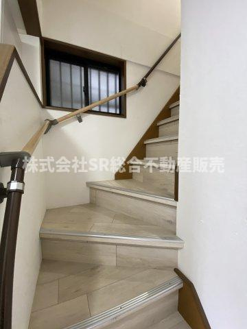 稲葉1丁目中古戸建の内装|当日予約も大歓迎です！土日祝、雨の日やお子様連れのお客様の送迎も可能ですのでお気になさらずお問合せ下さい。お仕事終わりのお時間にも柔軟に対応致しますのでお気軽にお申し付け下さいませ。