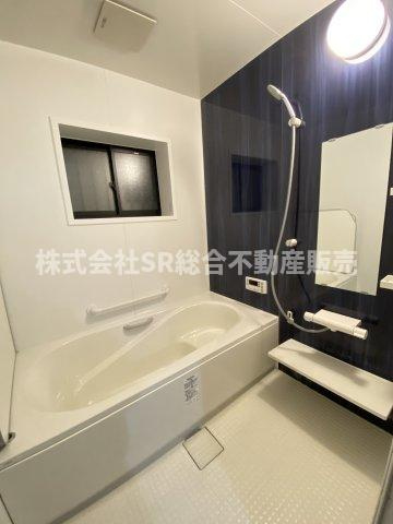 稲葉1丁目中古戸建の浴室|足を伸ばしてゆったりと浸かれます♪