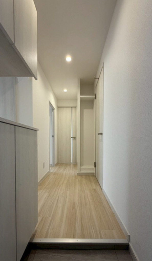 久寺家マンションC棟の玄関