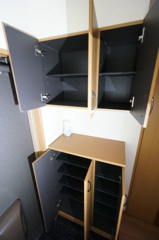 パレスコートの玄関|オンライン対能応可！