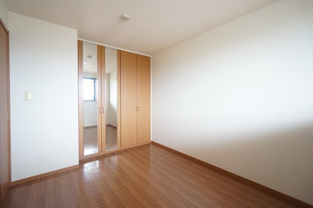 パレスコートの洋室|お部屋探しはスクレイルにお任せ下さい！