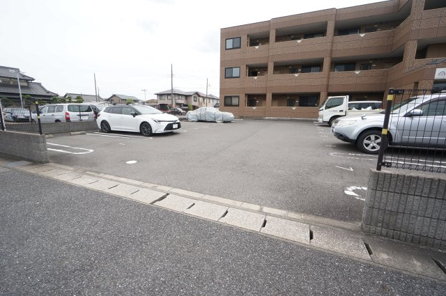 パレスコートの駐車場|詳細、ご不明点等、お気軽にご連絡ください！